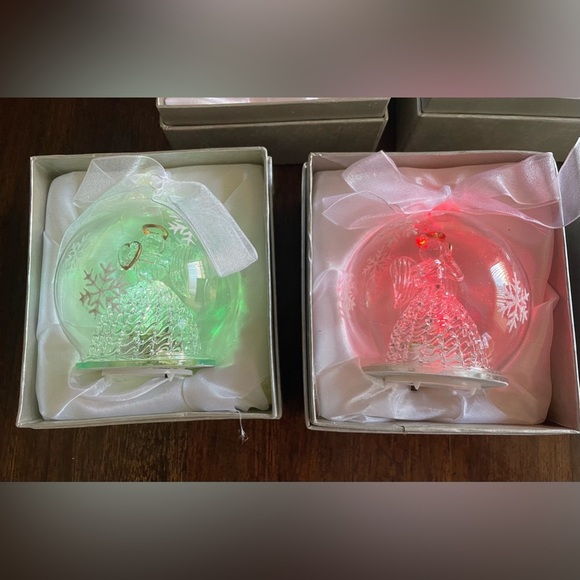 Christmas Glass Ornament Set of 5 LED Light Up Holiday Decorations Gift Boxed - Picture 4 of 11